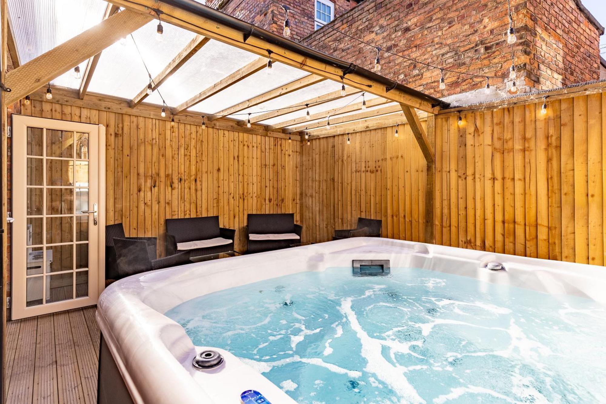Emerald Park - Hot Tub & Games Room! Scarborough Eksteriør bilde